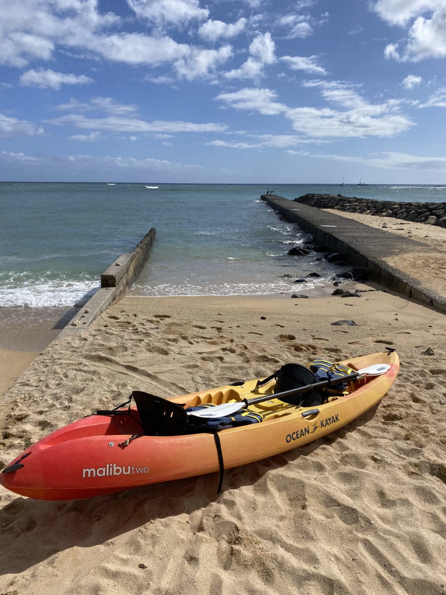 https://wsbservice.com/wp-content/uploads/2021/04/two-person-kayak-waikiki-beach-scaled.jpg